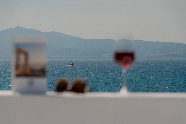 Δωμάτιο με θέα στην Νάξο